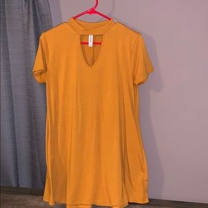Yellow Dress size Small with POCKETS!!!!
